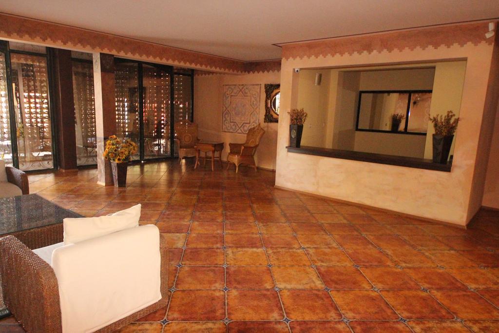 Menada Villa Bonita Apartments ซันนีบีช ภายนอก รูปภาพ