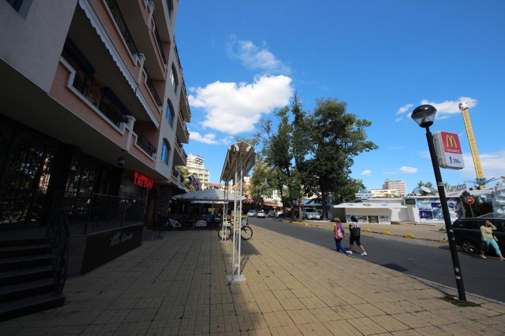 Menada Villa Bonita Apartments ซันนีบีช ภายนอก รูปภาพ
