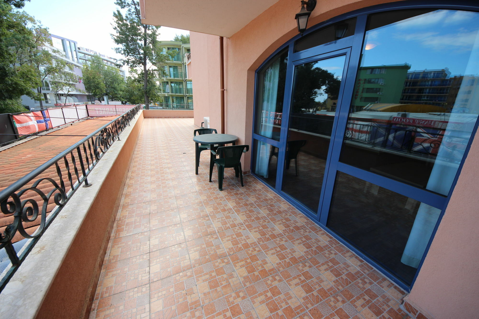 Menada Villa Bonita Apartments ซันนีบีช ภายนอก รูปภาพ