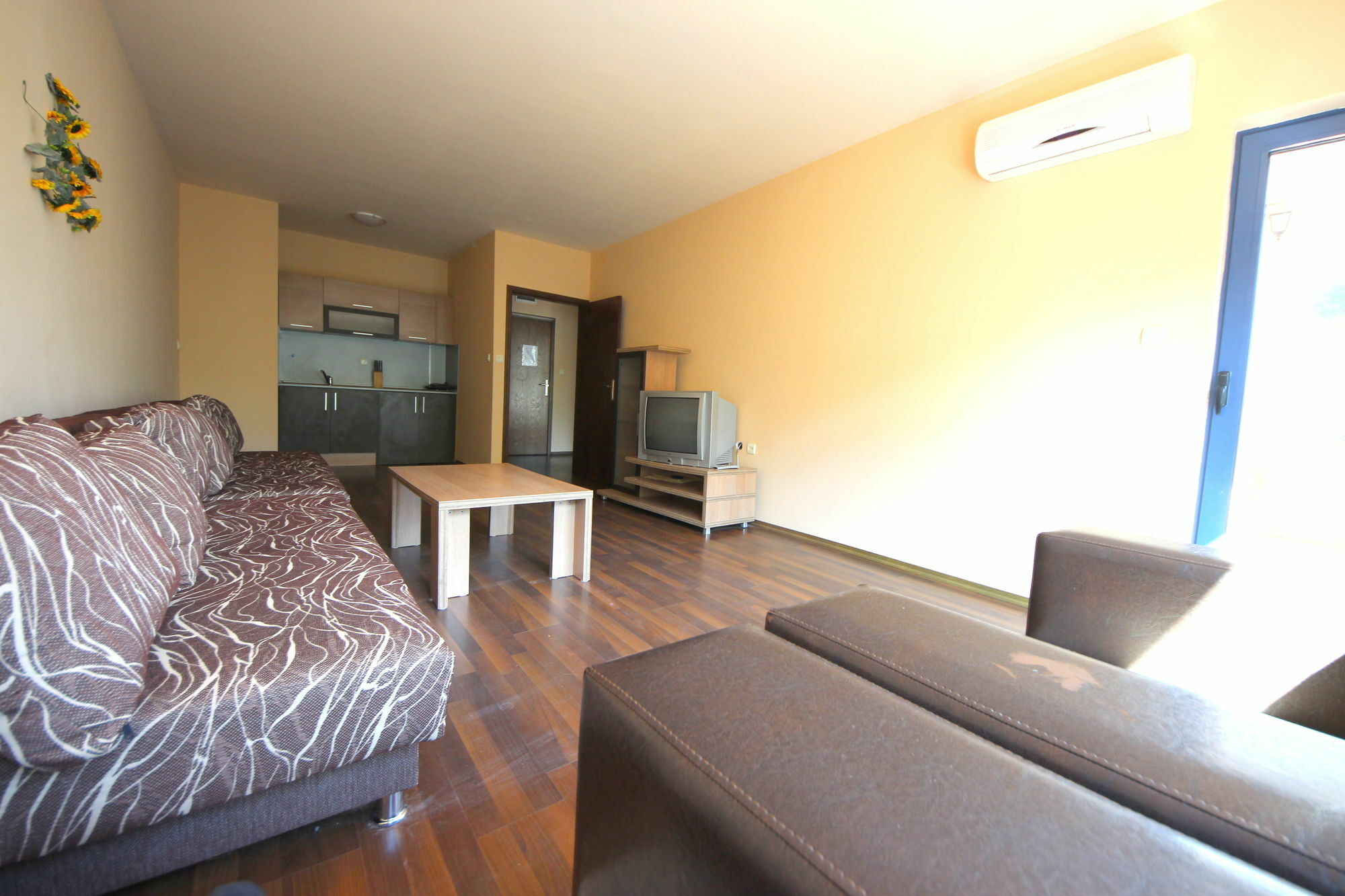 Menada Villa Bonita Apartments ซันนีบีช ภายนอก รูปภาพ